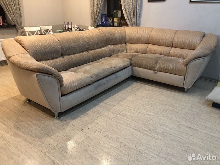 Большой угловой диван бу
