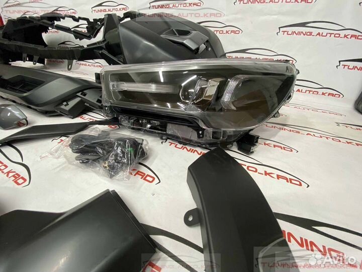 Рестайлинг Toyota Hilux Pick Up в 20г D8073