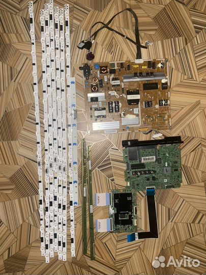 Запчксти от телевизора samsung LED