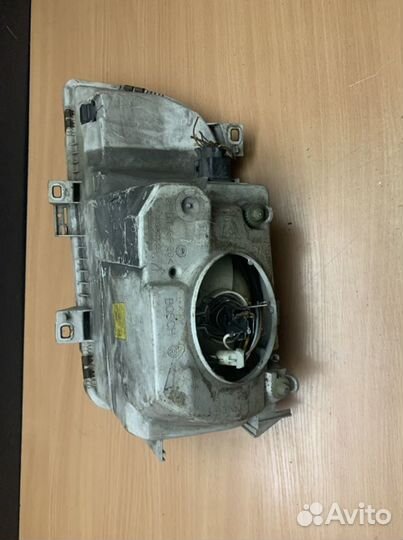 Фара правая Ford Galaxy