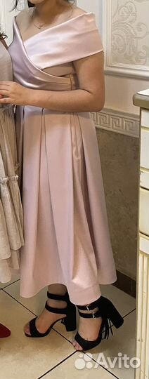 Платье вечернее