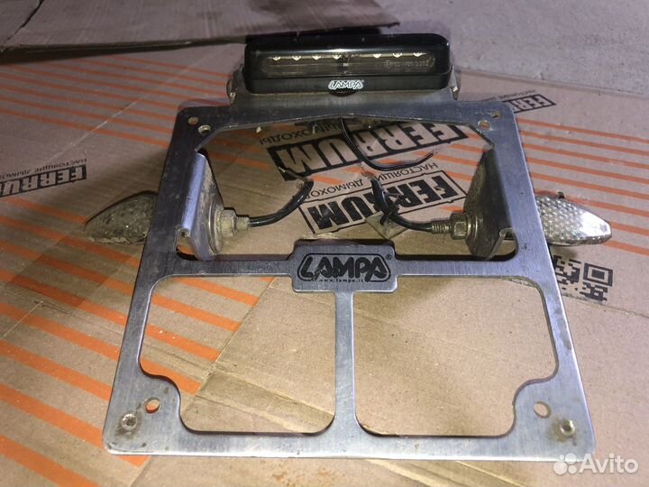 Рамка под номерной знак мотоцикла складная