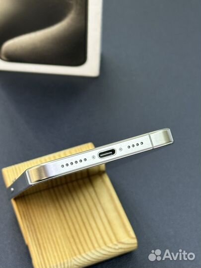 iPhone 15 pro max 256gb sim esim