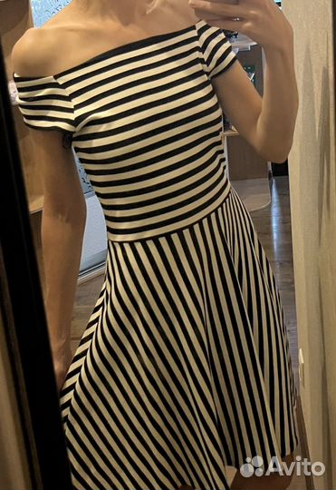 Платья Armani Exchange