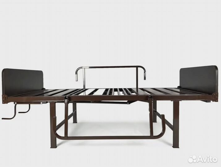 Медицинская кровать железная для лежачих больных