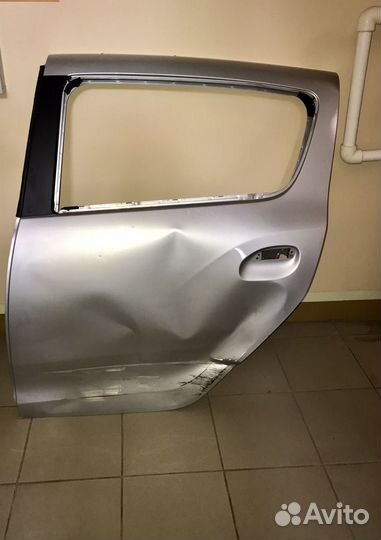 Дверь renault sandero 2