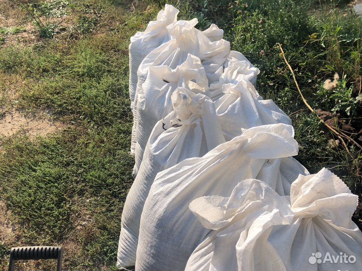 Земля, чернозем, перегной в мешках