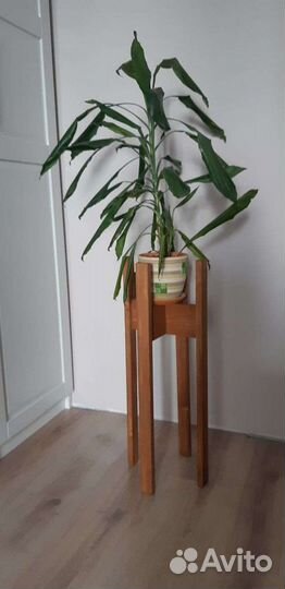 Подставка для цветов, кашпо. деревянная