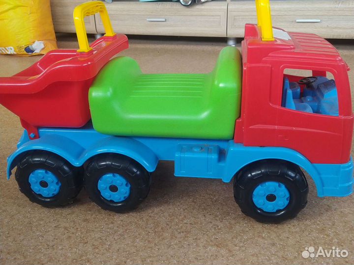 Детская машинка каталка