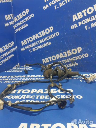 Проводка двери Mitsubishi Galant 8 седан 1999