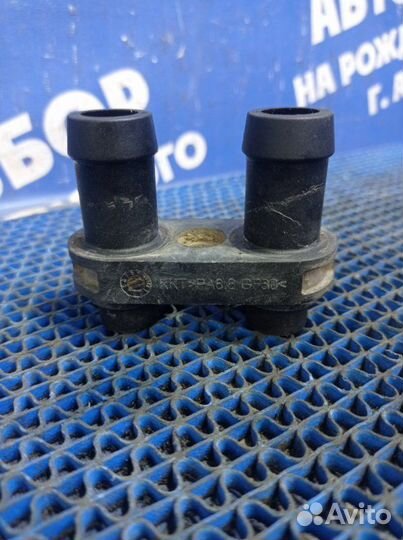 Тройник патрубков печки Volkswagen Polo 5 седан