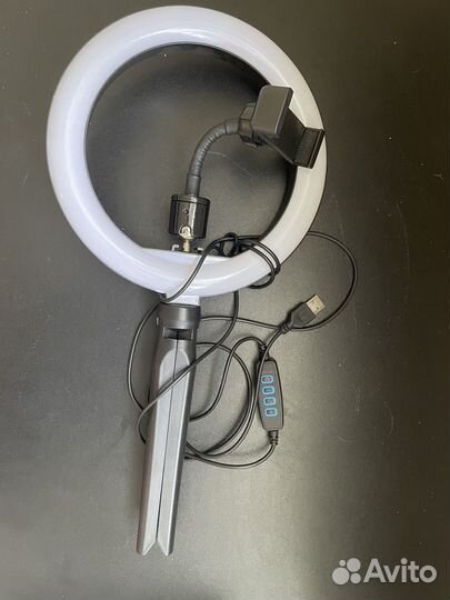 Кольцевая LED лампа