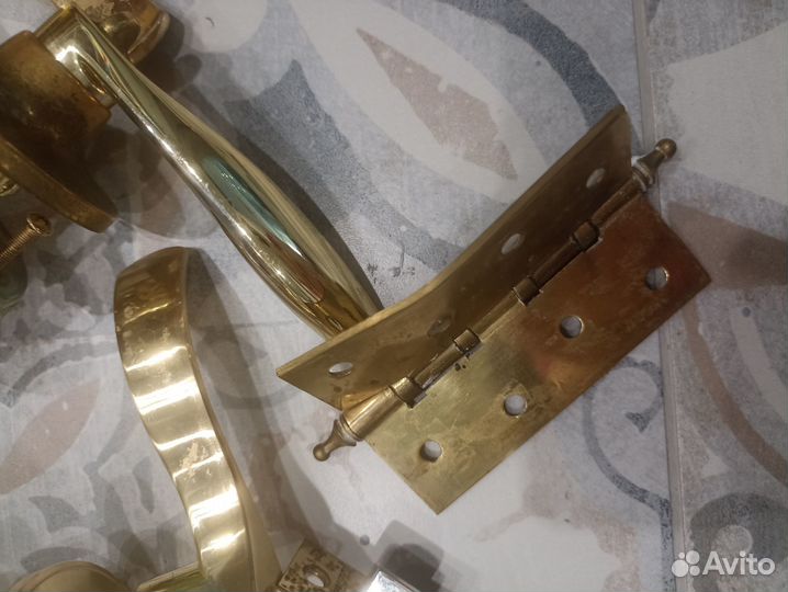 Ручки для межкомнатных дверей круглые. Бу