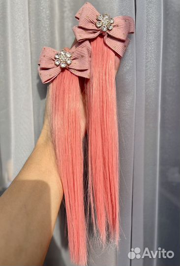 Банты с прядями