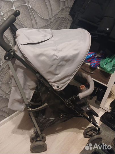Прогулочная коляска - трость