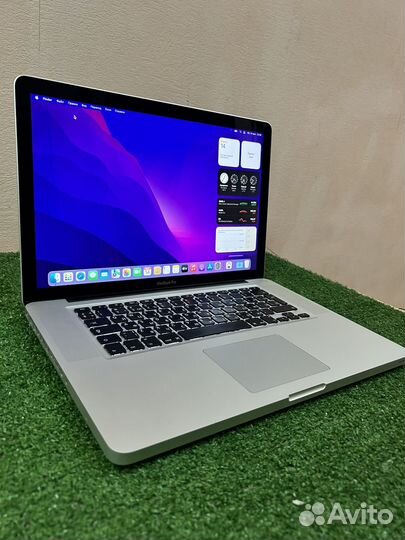 Apple MacBook Pro 15 на Core i7/SSD/8гб озу