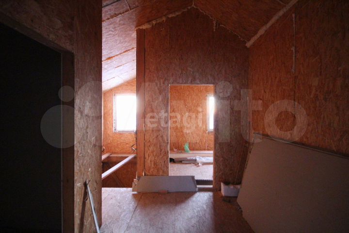 Дом 195 м² на участке 6 сот.