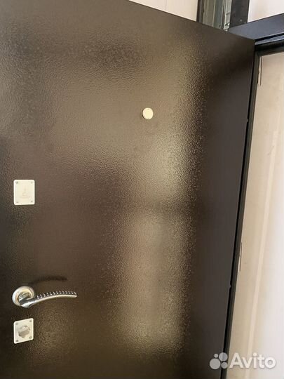 Дверь входная