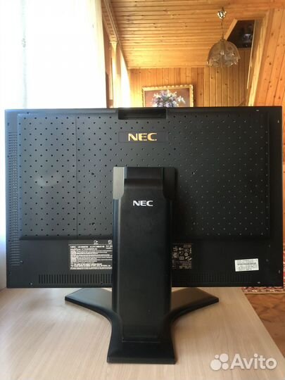 Монитор NEC MultiSync LCD2690WUXi