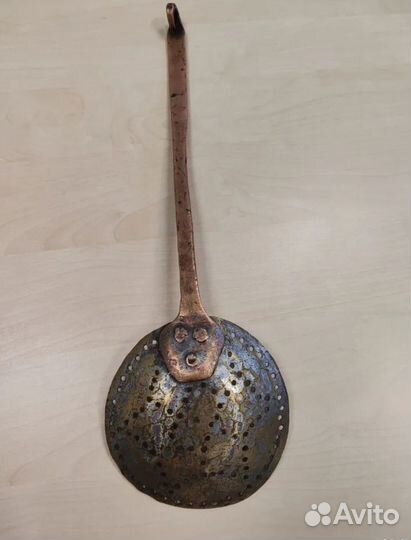 Шумовка медная