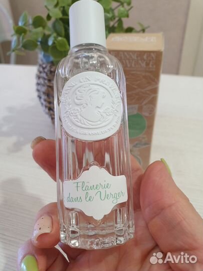 Парфюмерная вода Франция
