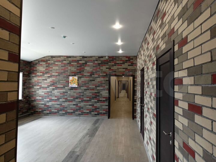 Свободного назначения, 300 м²