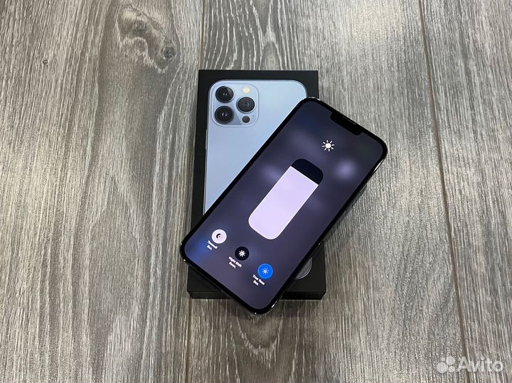Телефон iPhone 13 Pro Max на гарантии, идеал
