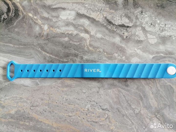 Абонемент в фитнес клуб с бассейном