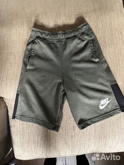 Шорты Nike размер М на мальчика