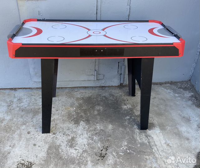 Игровой стол