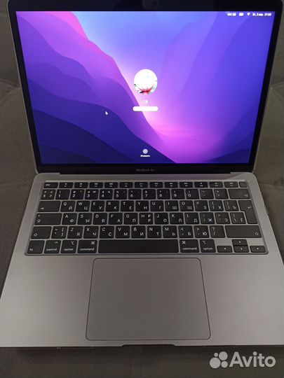 MacBook Air 13 Retina 1.1 ггц, 256Гб, 8Гб