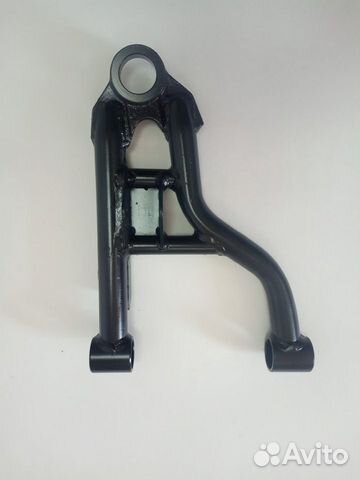 Рычаг передней подвески, правый верхний (сталь)