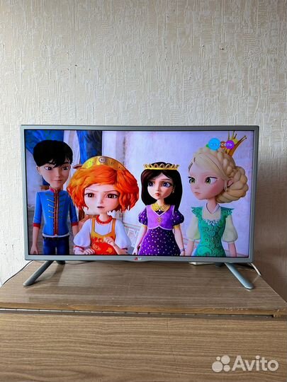 Телевизор SMART tv lg 32lb580v