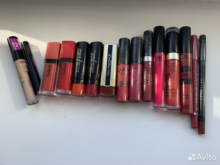 Набор для губ. Марки Никс, Лореаль,Буржуа идр