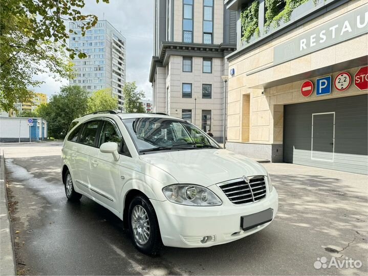 SsangYong Rodius 2.7 AT, 2011, 197 397 км