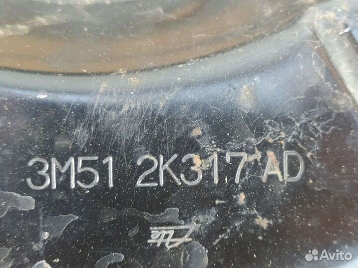 Пыльники задних тормозных дисков Мазда 3 bk