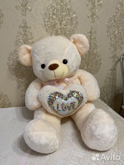 Плюшевый медведь