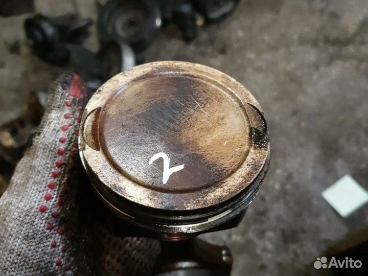 Поршень Ауди А6 С5 Оллроуд 2,7