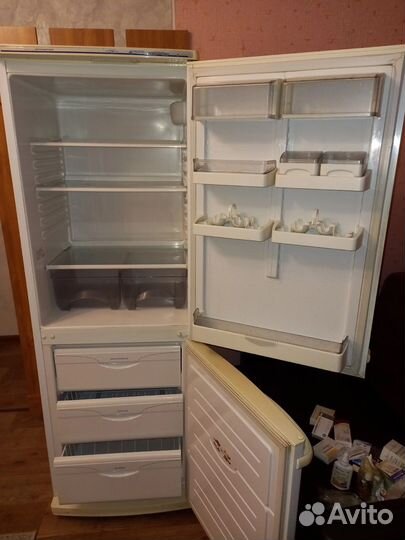 Холодильник двухкамерный Атлант
