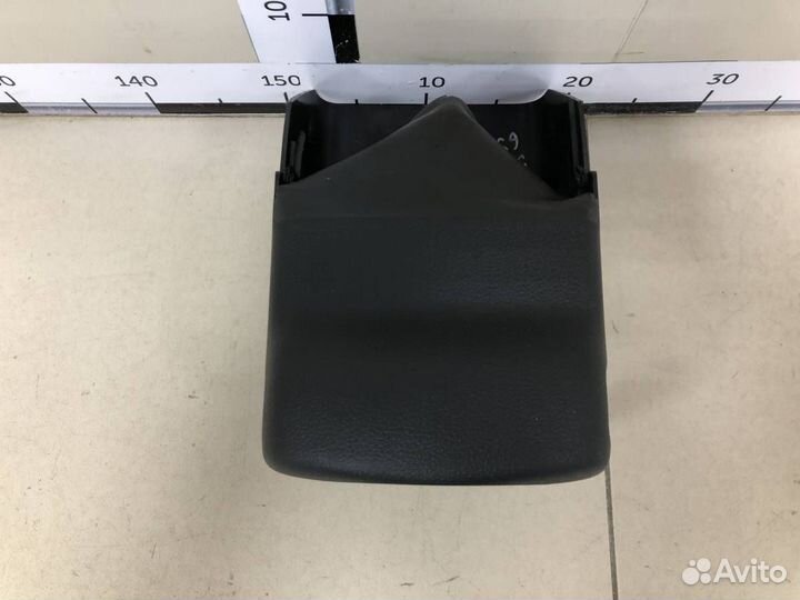 Кожух рулевой колонки Volkswagen Polo Sed RUS 2011