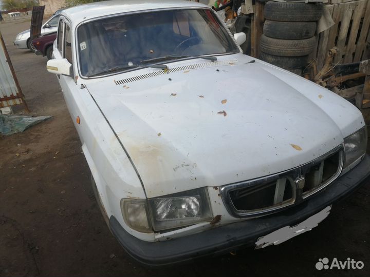 В разборе Волга 3110