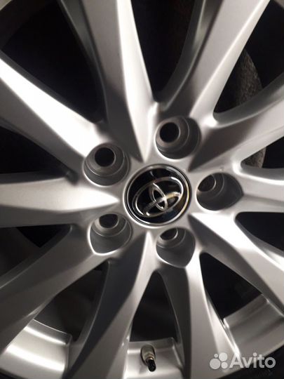 Новые R17 Camry