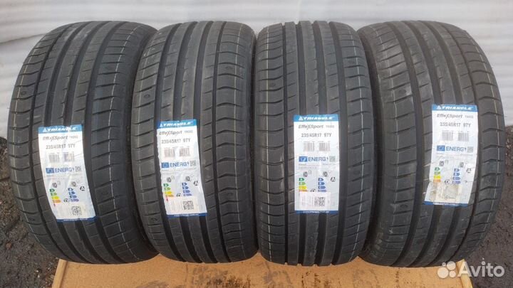 Triangle EffeXSport TH202 235/45 R17 97Y