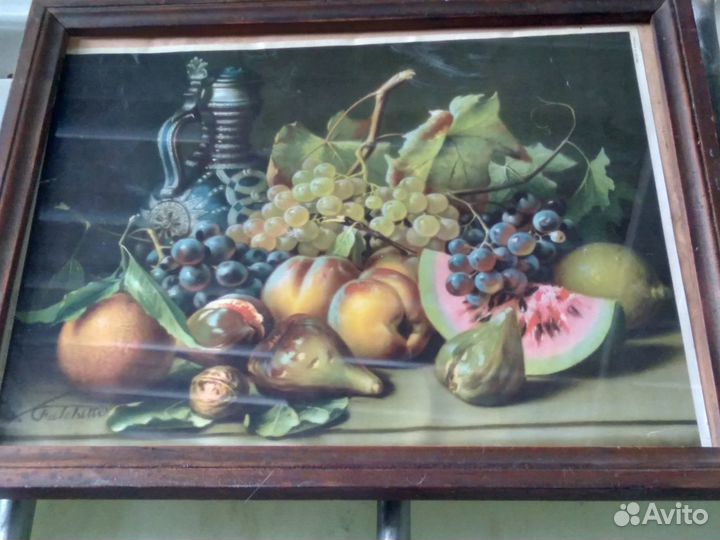 Репродукция в рамке под стеклом