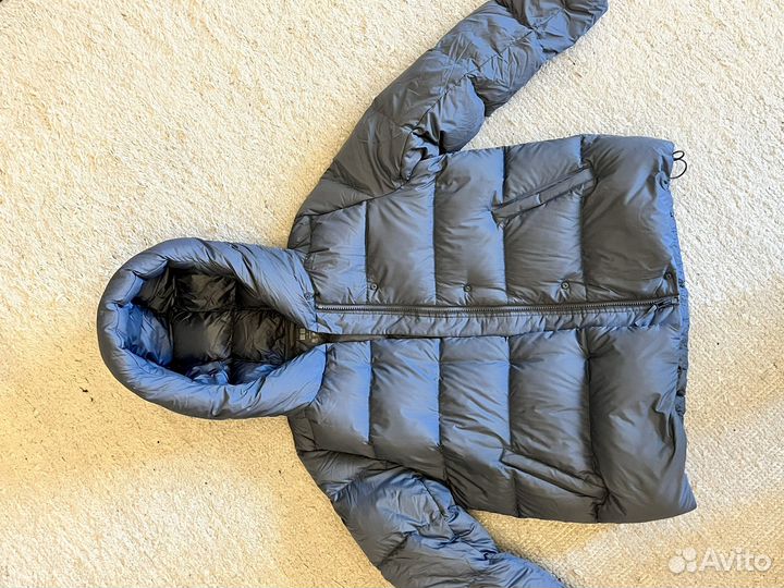 Uniqlo пуховик