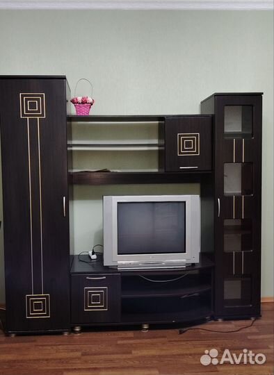 Стенка в гостиную