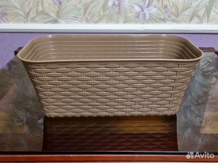 Кашпо для цветов, вазон, горшок