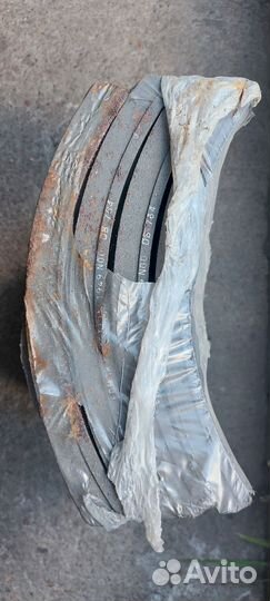 Тормозные колодки scania