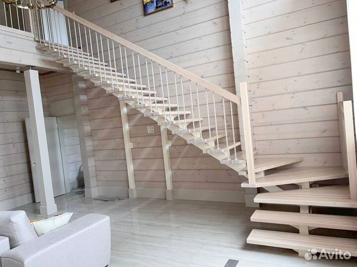 Лестница из металла