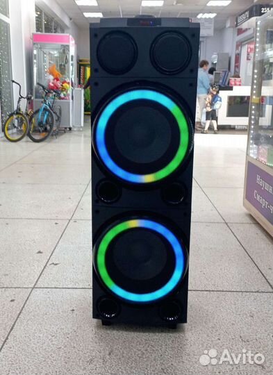 Мощная акустическая беспроводная колонка